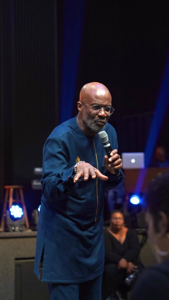 Bishop Noel Jones Wife Loretta: Everything About Their Relationship