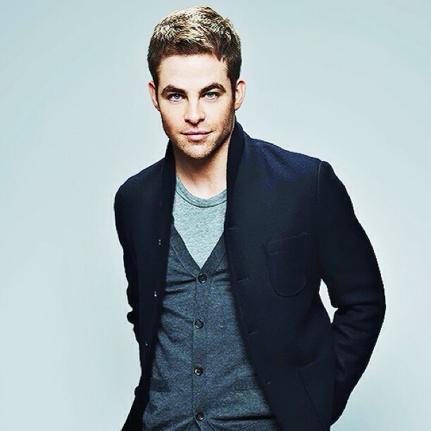 Chris Pine Net Worth Revealed – How Rich Is He?